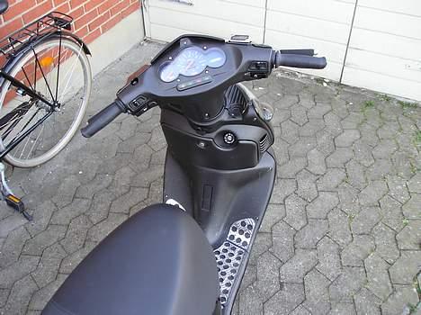 Aprilia Sonic SOLGT billede 7