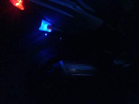 Peugeot Speedfight 2 (MUSIC) - Dioder over baghjulet og forhjulet og i blinklysene billede 7