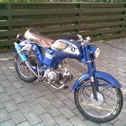 Honda cd 50 solgt