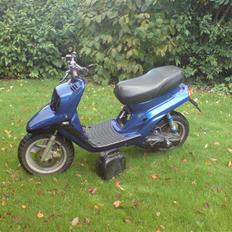 Yamaha booster nymalet / SOLGT