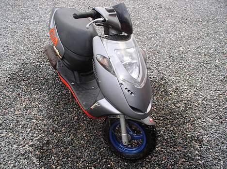 Aprilia Sonic GP SOLGT billede 6