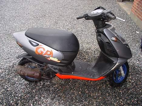 Aprilia Sonic GP SOLGT billede 7