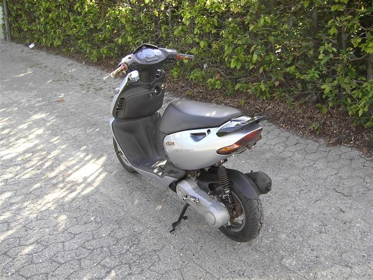 Aprilia Sonic SOLGT!!! billede 2