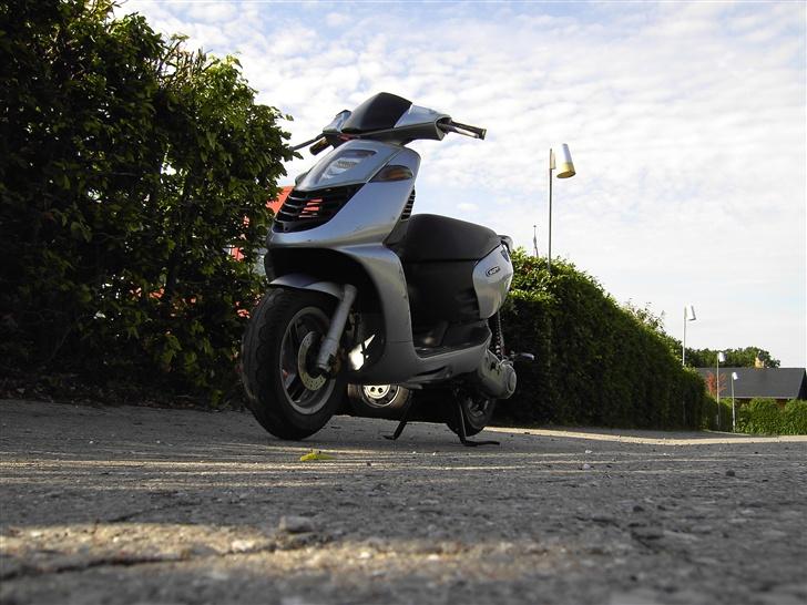 Aprilia Sonic SOLGT!!! billede 5