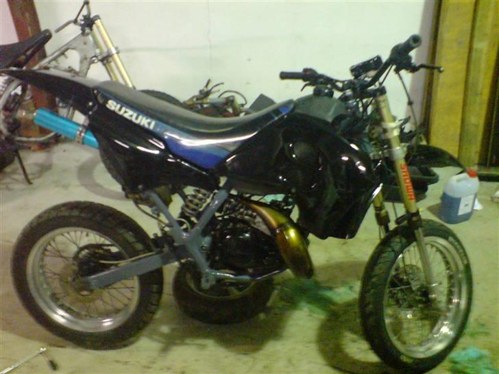 Suzuki SMX projekt. nye pics  - fed :P? billede 1