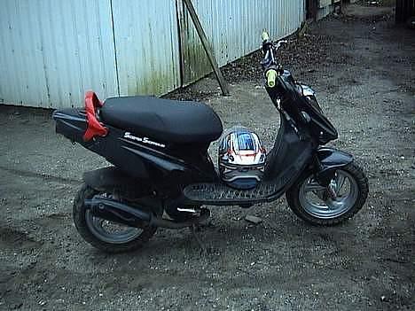 PGO Hot 50  SOLGT billede 1