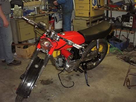 Yamaha FS-1 4 gear ( solgt ) - Yamahaén lidt mere samlet... næsten færdig...! =) billede 14