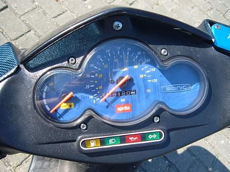 Aprilia     sonic "Solgt" - Den fik nyt tun på da den havde gået 7900 billede 7