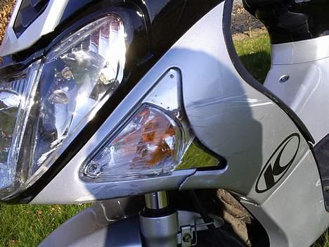 Kymco Super 9 (smadret igen) - blinklys billede 7
