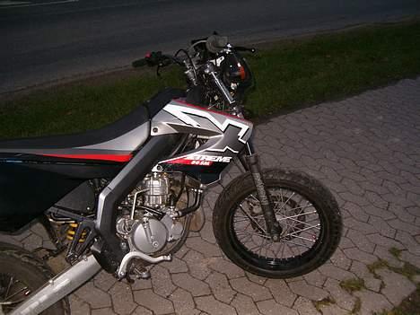 Derbi Senda. TOTALT SKADET billede 10