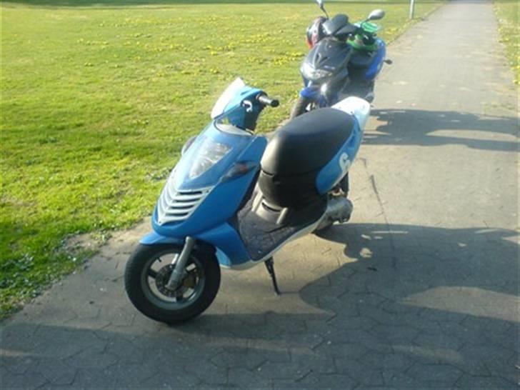 Aprilia    Sonic BYTTET - I Bording med gutterne ..  billede 2