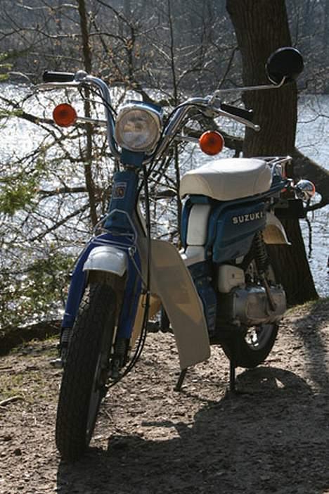 Suzuki FZ50 billede 3