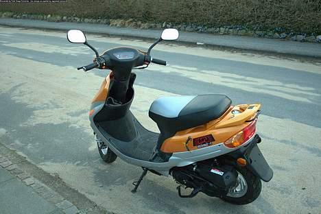 Baotian Huasha Hs50Qt-7 -SOLGT- billede 1