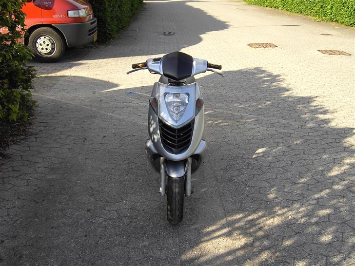 Aprilia Sonic SOLGT!!! billede 7