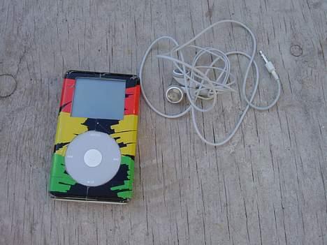 Puch monza - en boosted ipod og noget godt infected så flyver tiden vildt hurgtigt og det er fedt når man laver alt det kedelige arbejde :P billede 11