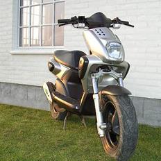 Yamaha Slider (silver) (solgt)