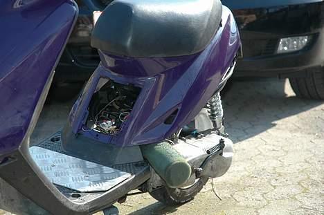 Yamaha Jog AS (projekt) - Motorblokken er ikk så pæn billede 7