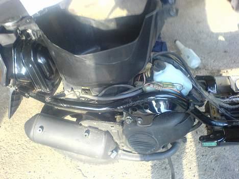 Yamaha jog as solgt billede 4