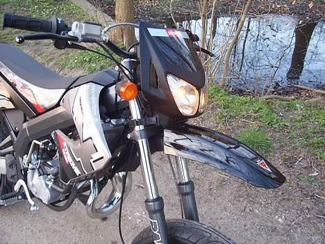 Derbi Senda SM Extreme SOLGT :( billede 7