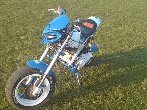 Suzuki Street Magic SOLGT billede 4