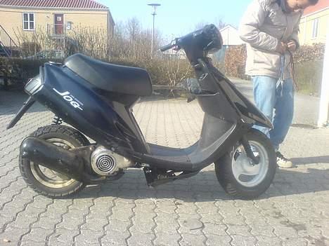Yamaha Jog SOLGT! - Taget d. 2-apr-07 fra siden :D billede 4