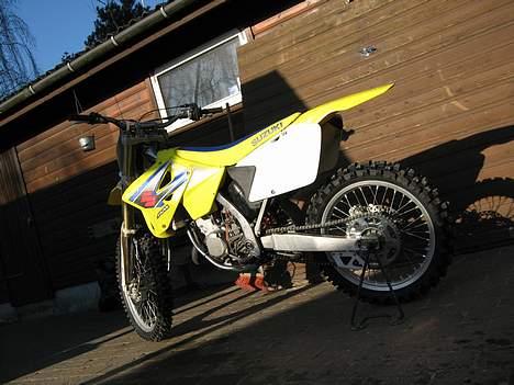Suzuki RM 125 billede 4