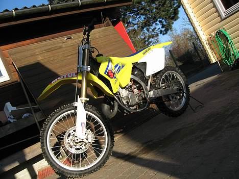 Suzuki RM 125 billede 5