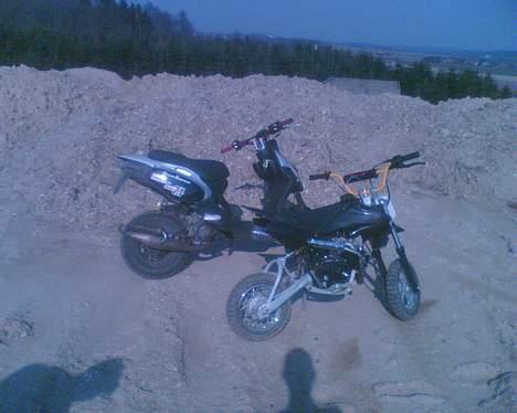 PGO Pmx Naked billede 13