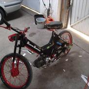 Puch Maxi > (Byttet til spy)