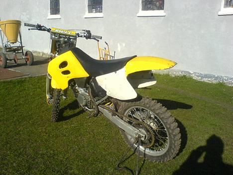 Suzuki 125 ccm <<Solgt>> billede 1