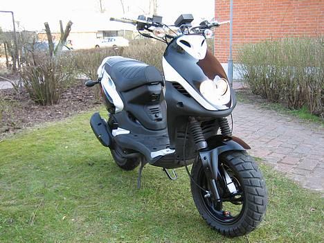 PGO PMX Naked SOLGT billede 1