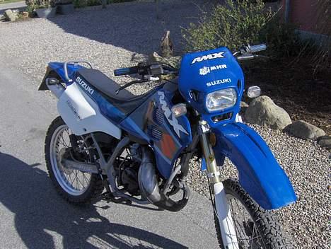 Suzuki RMX * SOLGT FOR 13000kr * - billedet er taget d. 3 april 2007! billede 10