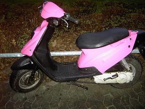 PGO HOT 50 SOLGT!! - Sådan så den ud et par dage efter jeg fik den.. :) billede 1