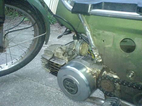 Puch Bytte TIl Zip og penge !  - ja !! den er ikke specielt pæn men den kan køre ! billede 14