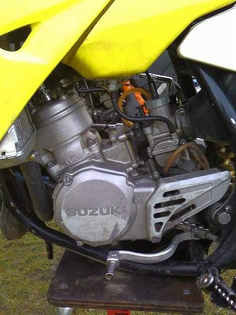 Suzuki RM 85 Høj (Solgt) billede 10