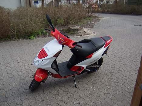 Piaggio NRG MC2 LC (SOLGT!!!!) billede 8
