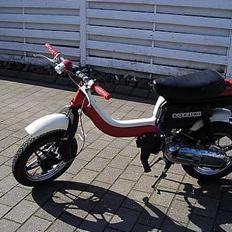 Suzuki fz50 solgt for 3000
