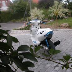 Aprilia Sonic   (SOLGT)