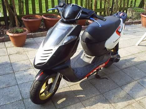 Aprilia aprila sonic blivet taget billede 8