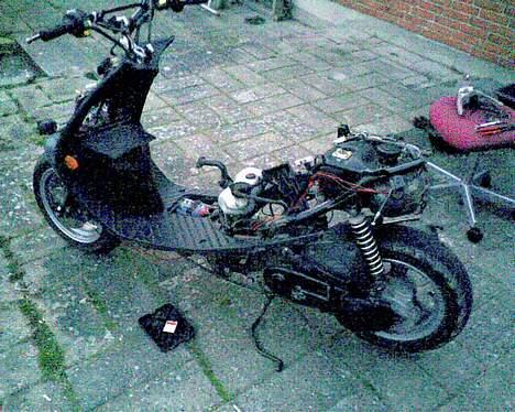 Suzuki estilete SOLGT billede 5