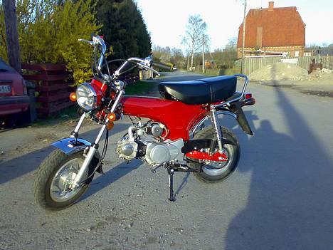 Honda dax (skyteam) billede 6