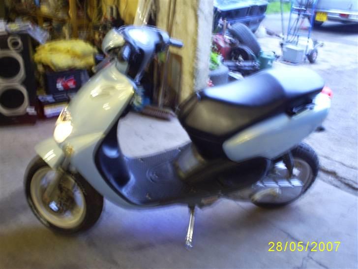 Yamaha Neos (Perlemor) - Blå SMD diode lys unde rbunden... billede 5