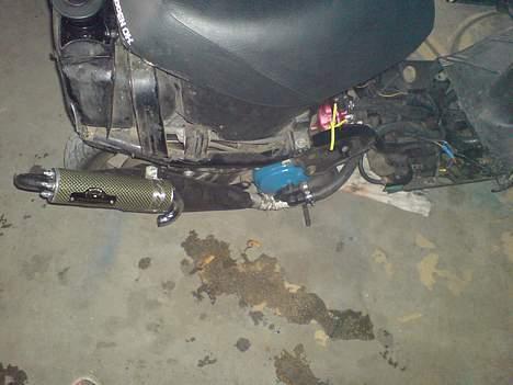 Yamaha JOG AS - lc - Mens jeg laver lidt på den billede 12