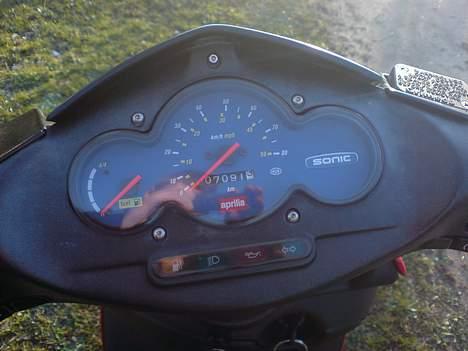 Aprilia Sonic AC 50 - Instrummentbrættet som jeg har planer om at lightstyle billede 4