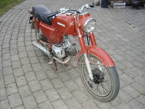 Honda cd 50 billede 3