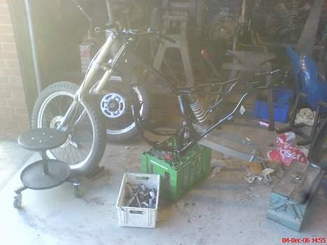 Suzuki Rmx - lidt videre har lige fået badsvinger på billede 11