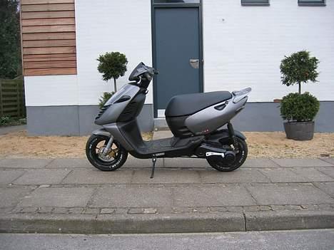 Aprilia Sonic GP Solgt - Kickstarteren er blevet malet Sort ! billede 7