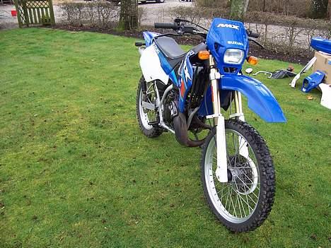 Suzuki Rmx  SOLGT billede 4