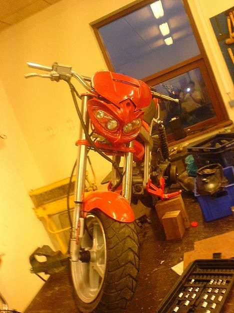 Suzuki Street Magic ~ SOLGT - - Taget med mobilen! billede 3