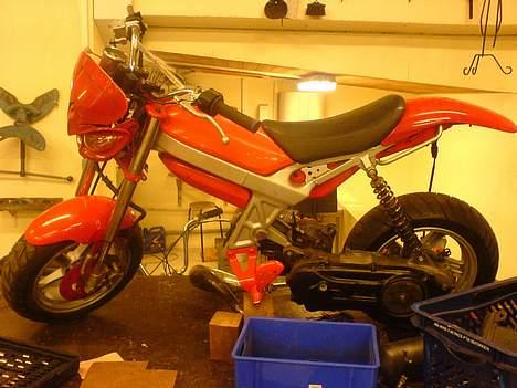 Suzuki Street Magic ~ SOLGT - - Taget med mobilen! billede 4